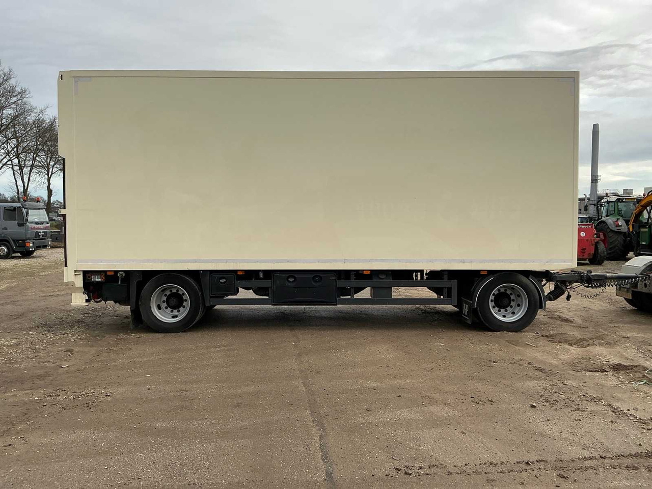 2007 DRACO AXS220 CONDITIONED DRAWSTRING TRAILER - Remolque: foto 5 2007 DRACO AXS220 CONDITIONED DRAWSTRING TRAILER - Remolque: foto 5