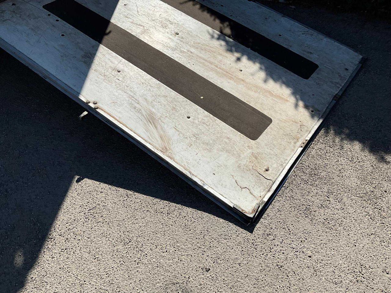 Remolque 2009 MIDAS TRAILER: foto 6