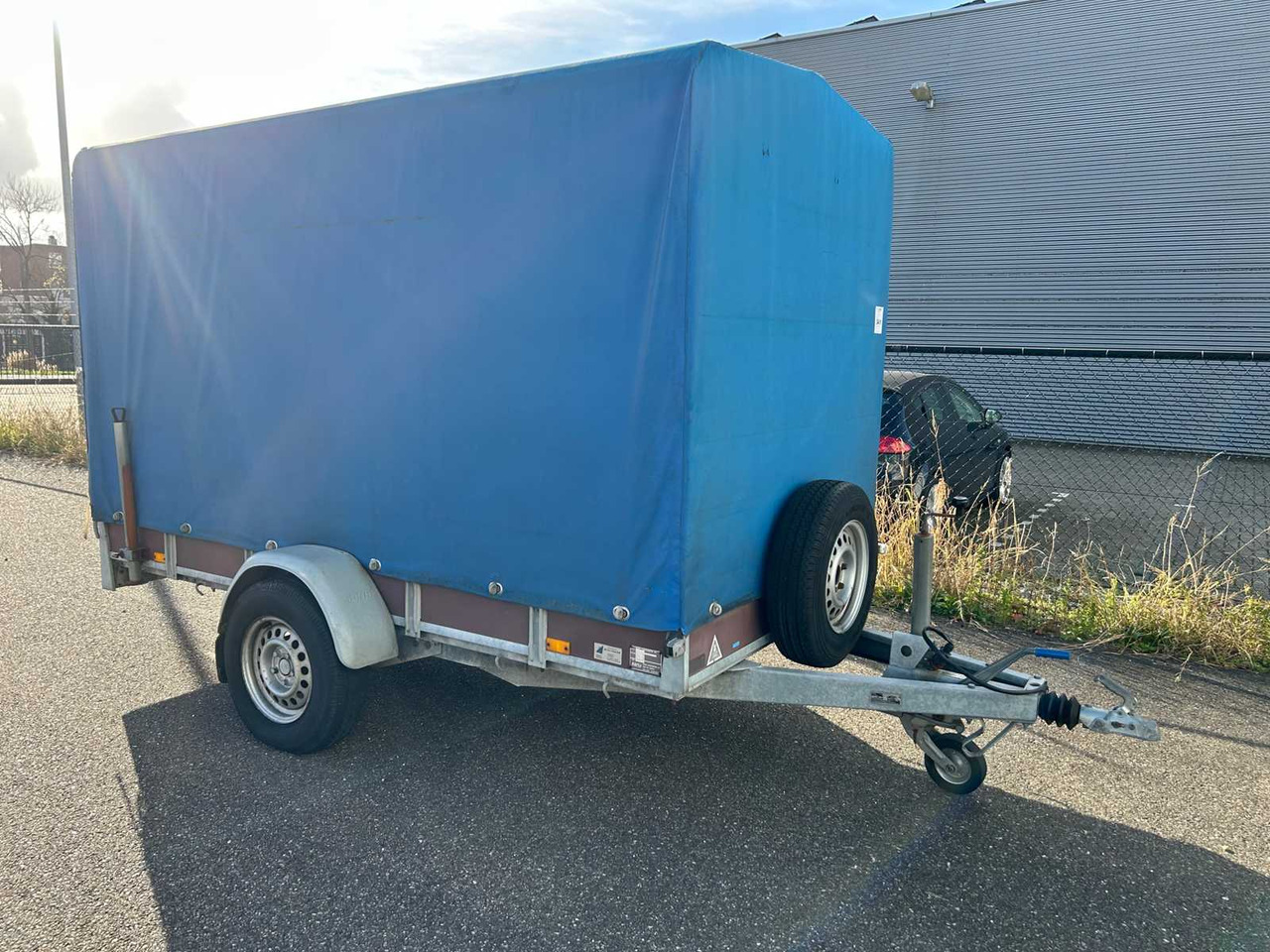 SARIS HB335 HOOD TRAILER 750KG. - Remolque: foto 2 SARIS HB335 HOOD TRAILER 750KG. - Remolque: foto 2