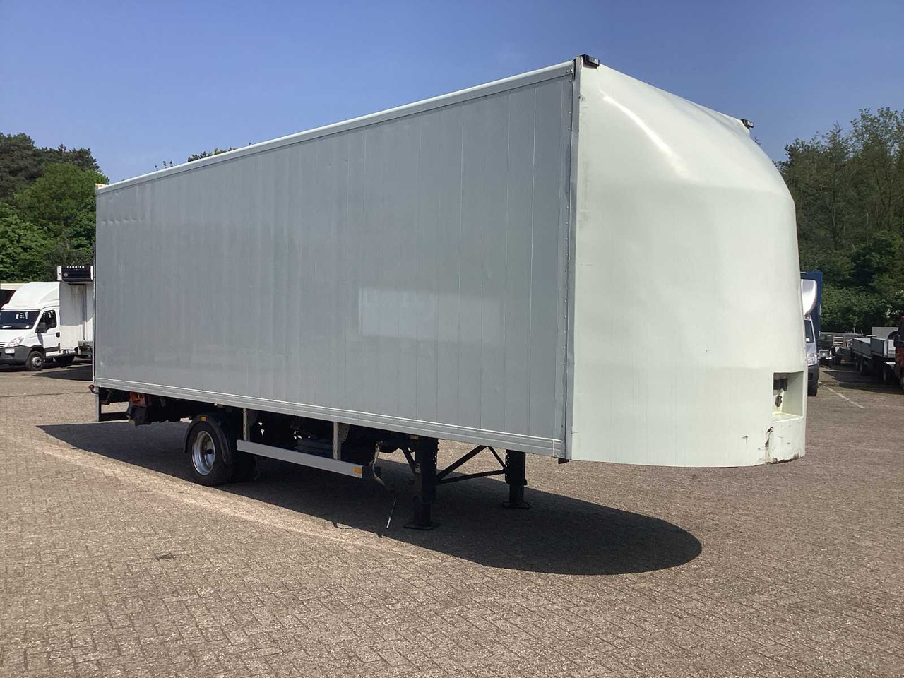 2003 TRACON UDEN STEERING AXLE SEMI-TRAILER - Semirremolque: foto 4 2003 TRACON UDEN STEERING AXLE SEMI-TRAILER - Semirremolque: foto 4