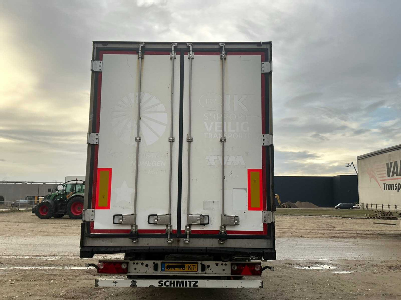 2014 SCHMITZ CARGOBULL SCB*S3B SEMI-TRAILER - Semirremolque: foto 5 2014 SCHMITZ CARGOBULL SCB*S3B SEMI-TRAILER - Semirremolque: foto 5
