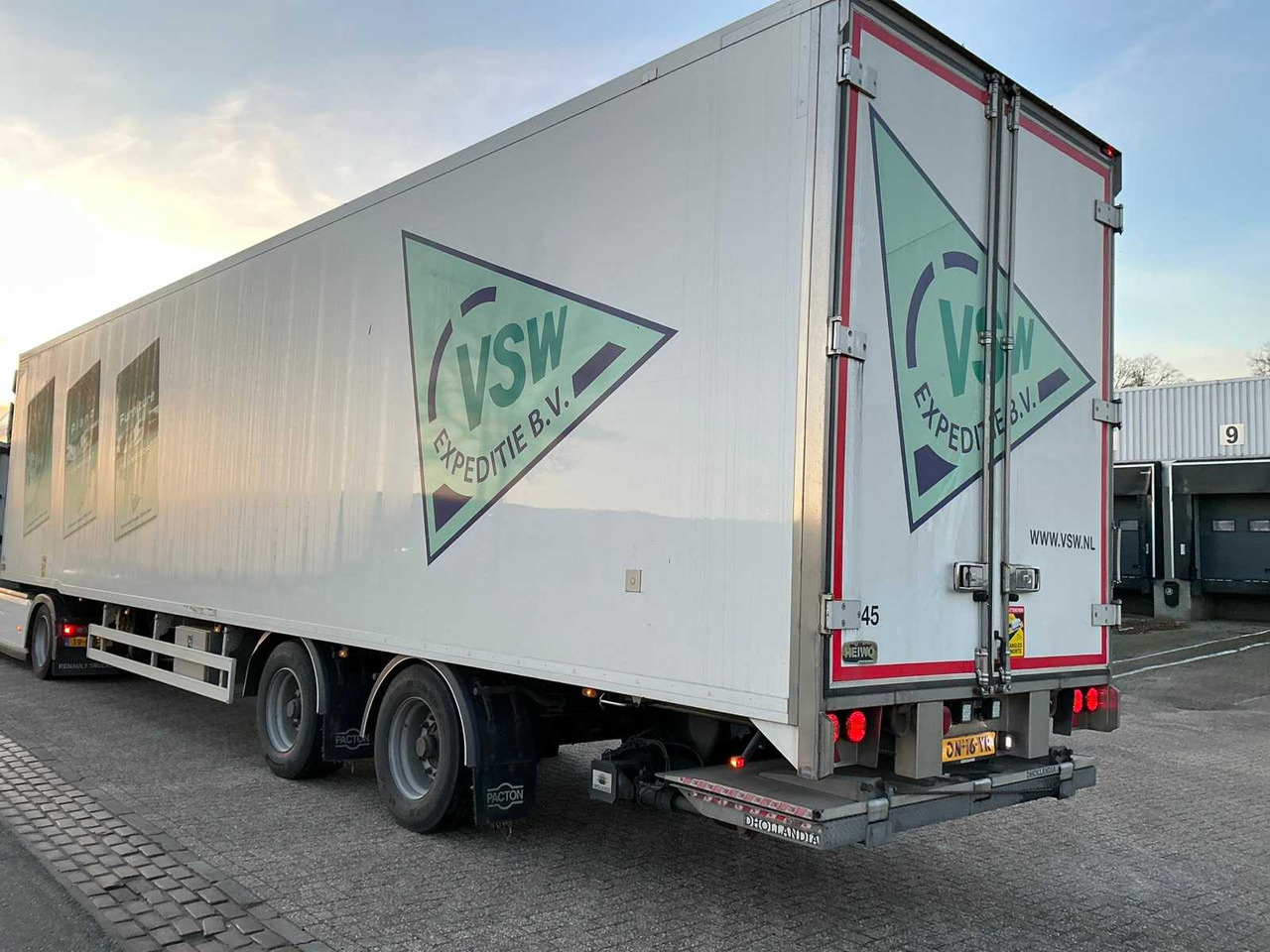 2015 PACTON THD 233 SEMI-TRAILER - Semirremolque: foto 3 2015 PACTON THD 233 SEMI-TRAILER - Semirremolque: foto 3