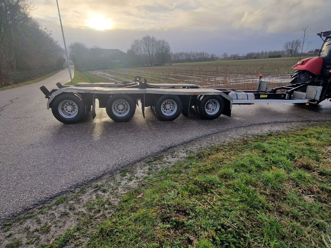 2019 BERDEX D02640 4-AXLE DOLLY - Semirremolque: foto 1 2019 BERDEX D02640 4-AXLE DOLLY - Semirremolque: foto 1