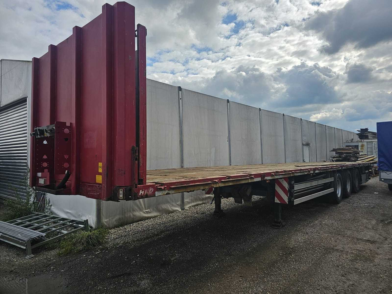 HRD - SPLB3S (LOW LOADER / PLATFORM SEMI-TRAILER) - 2009 - SEMI-TRAILER - Semirremolque: foto 1 HRD - SPLB3S (LOW LOADER / PLATFORM SEMI-TRAILER) - 2009 - SEMI-TRAILER - Semirremolque: foto 1