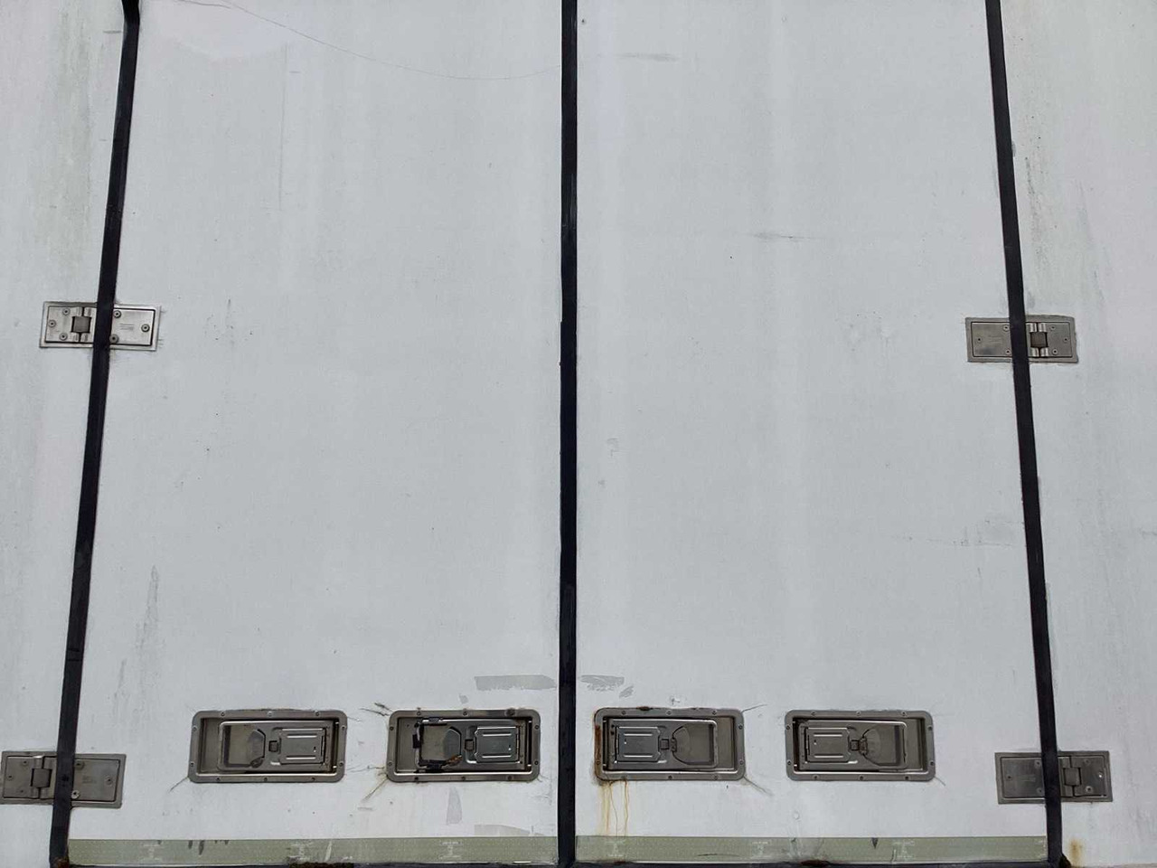 REFRIGERATED SEMI-TRAILER - Semirremolque: foto 4 REFRIGERATED SEMI-TRAILER - Semirremolque: foto 4