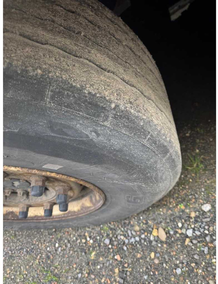 SCHMITZ CARGOBULL SKO24 BOX TRAILER - Semirremolque: foto 3 SCHMITZ CARGOBULL SKO24 BOX TRAILER - Semirremolque: foto 3