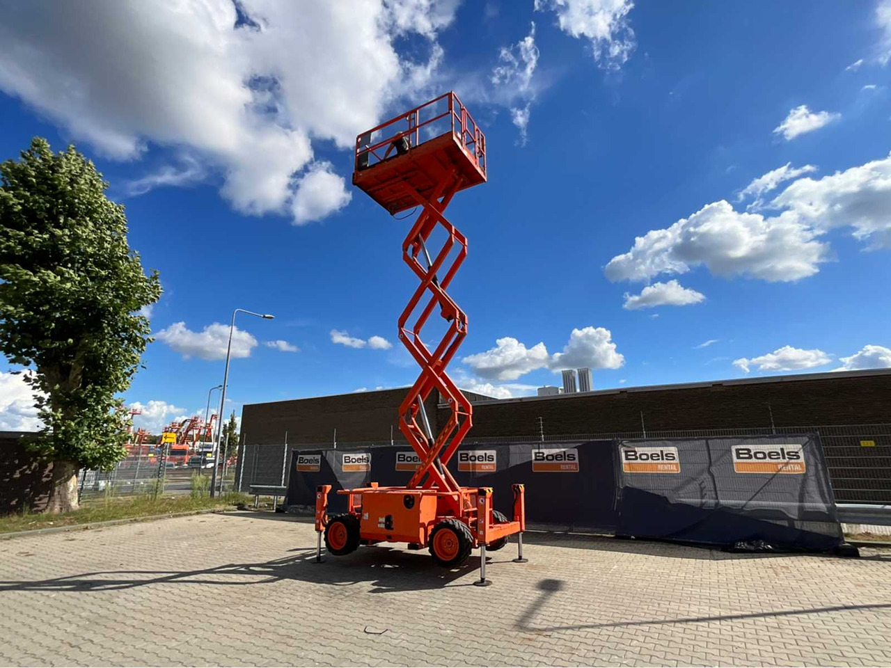 SkyJack SJ 6826RT - Plataforma elevadora: foto 1 SkyJack SJ 6826RT - Plataforma elevadora: foto 1
