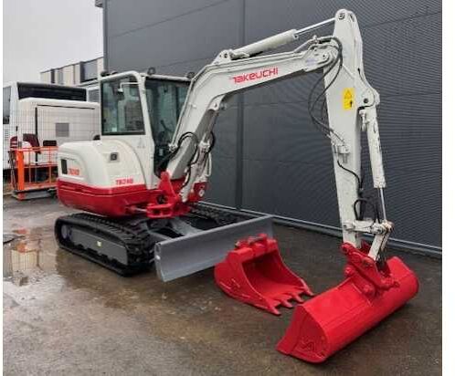 TAKEUCHI - TB240 - TRACKED EXCAVATOR - 2021 - Excavadora: foto 2 TAKEUCHI - TB240 - TRACKED EXCAVATOR - 2021 - Excavadora: foto 2