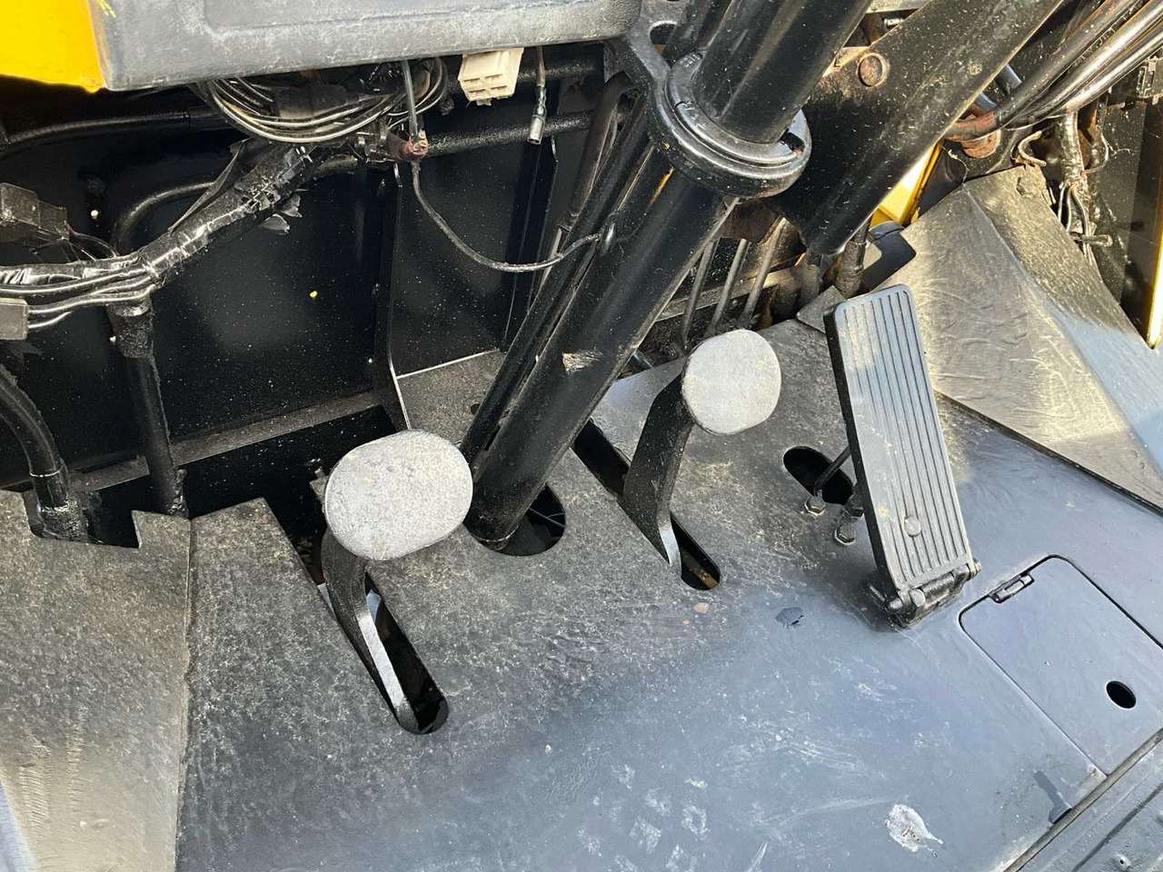 Carretilla elevadora TCM FD30 FORKLIFT: foto 14 Carretilla elevadora TCM FD30 FORKLIFT: foto 14