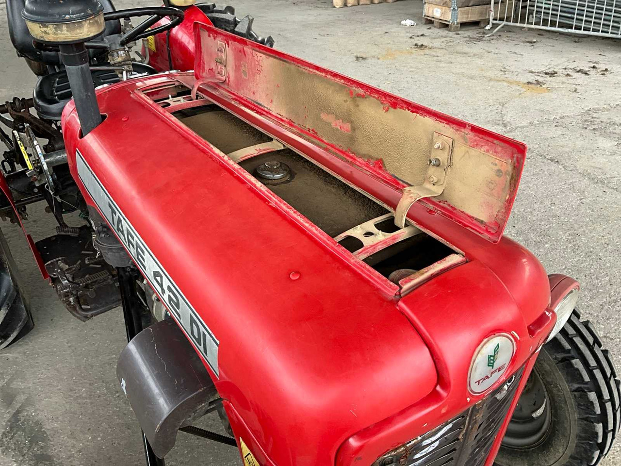 Tractor Tafe 42 DI: foto 14