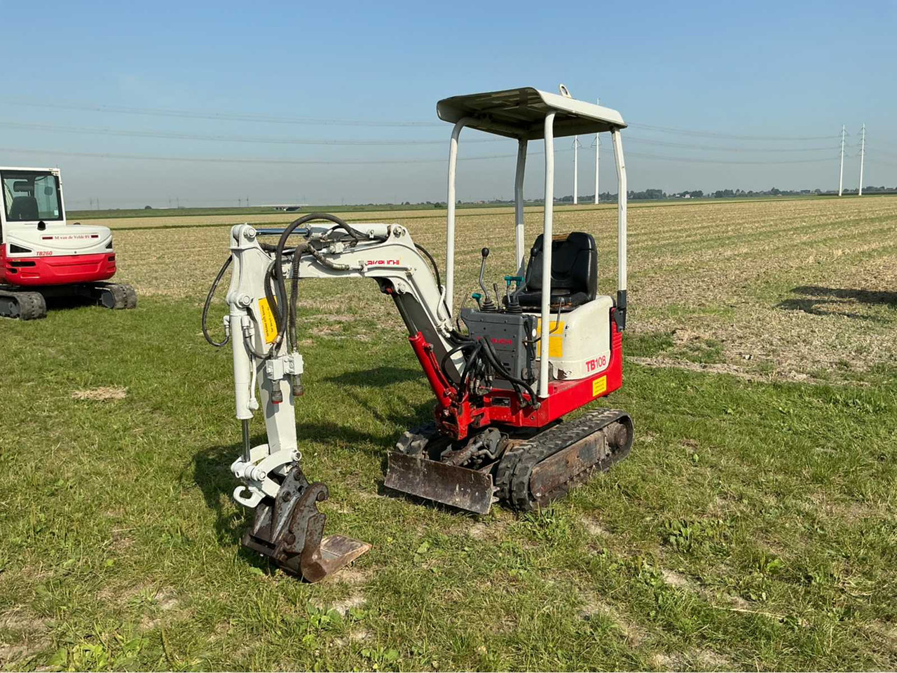 Takeuchi TB108 - Excavadora de cadenas: foto 1 Takeuchi TB108 - Excavadora de cadenas: foto 1