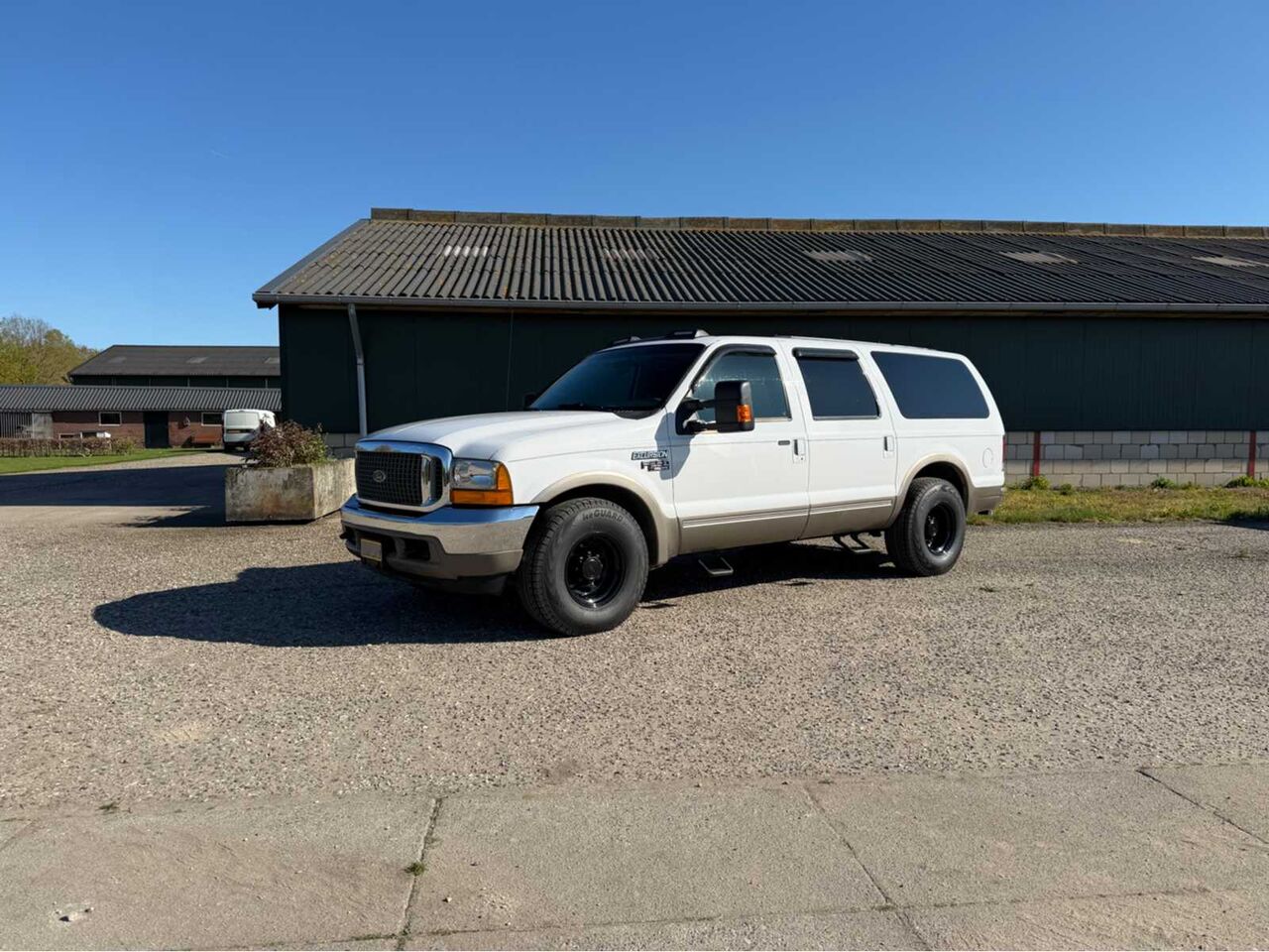 2000 FORD EXCURSION LIMITED 7.3 V8 DIESEL COMMERCIAL VEHICLE - Vehículo comercial ligero: foto 1 2000 FORD EXCURSION LIMITED 7.3 V8 DIESEL COMMERCIAL VEHICLE - Vehículo comercial ligero: foto 1