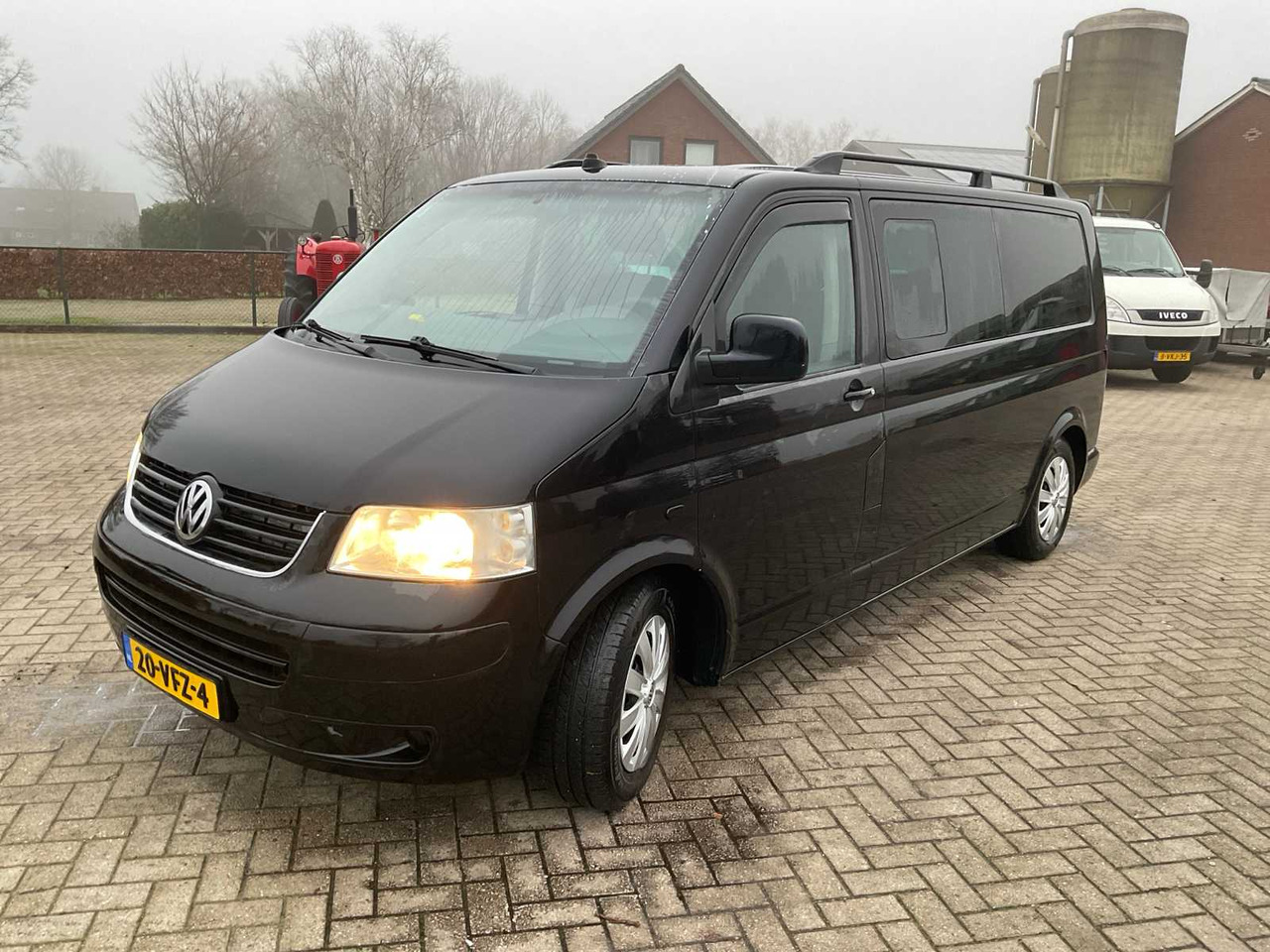 2006 VOLKSWAGEN CARAVELLE 2.5 TDI 340 TREND.DC COMMERCIAL VEHICLE - Vehículo comercial ligero: foto 3 2006 VOLKSWAGEN CARAVELLE 2.5 TDI 340 TREND.DC COMMERCIAL VEHICLE - Vehículo comercial ligero: foto 3