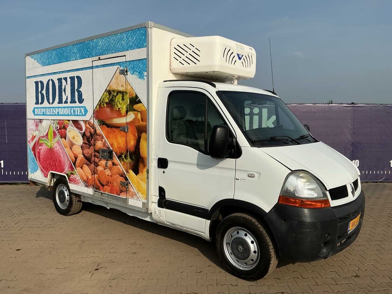 2007 - RENAULT - MASTER - T35 2.5 DCI L2H2 - COMMERCIAL VEHICLE/REFRIGERATED VAN - Vehículo comercial ligero: foto 2 2007 - RENAULT - MASTER - T35 2.5 DCI L2H2 - COMMERCIAL VEHICLE/REFRIGERATED VAN - Vehículo comercial ligero: foto 2