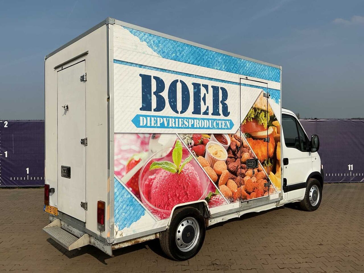 2007 - RENAULT - MASTER - T35 2.5 DCI L2H2 - COMMERCIAL VEHICLE/REFRIGERATED VAN - Vehículo comercial ligero: foto 4 2007 - RENAULT - MASTER - T35 2.5 DCI L2H2 - COMMERCIAL VEHICLE/REFRIGERATED VAN - Vehículo comercial ligero: foto 4