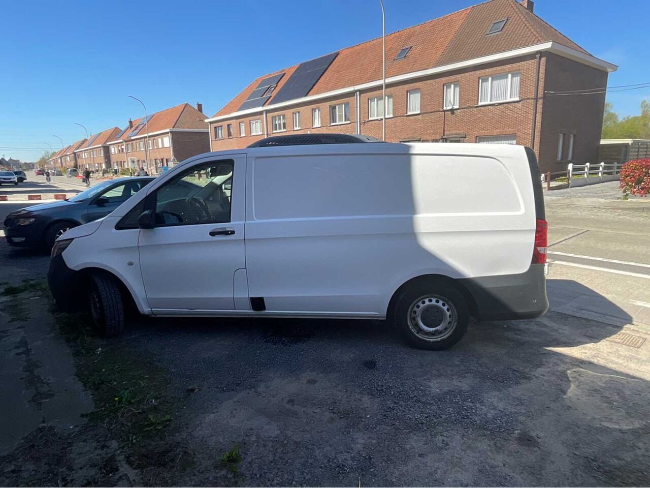 2016 MERCEDES-BENZ VITO REFRIGERATED TRUCK - Vehículo comercial ligero: foto 2 2016 MERCEDES-BENZ VITO REFRIGERATED TRUCK - Vehículo comercial ligero: foto 2