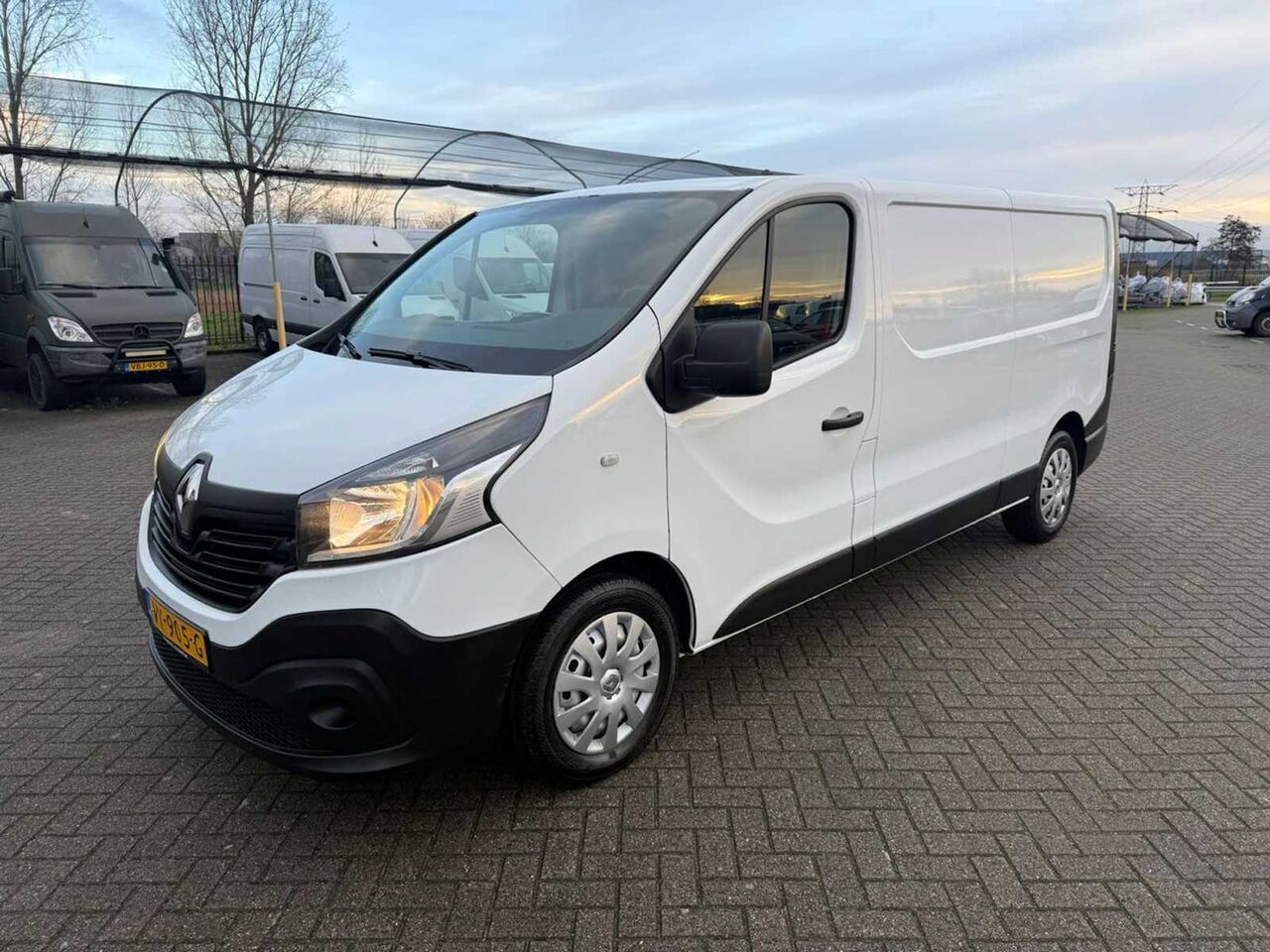 2016 RENAULT TRAFIC COMMERCIAL VEHICLE - Vehículo comercial ligero: foto 3 2016 RENAULT TRAFIC COMMERCIAL VEHICLE - Vehículo comercial ligero: foto 3