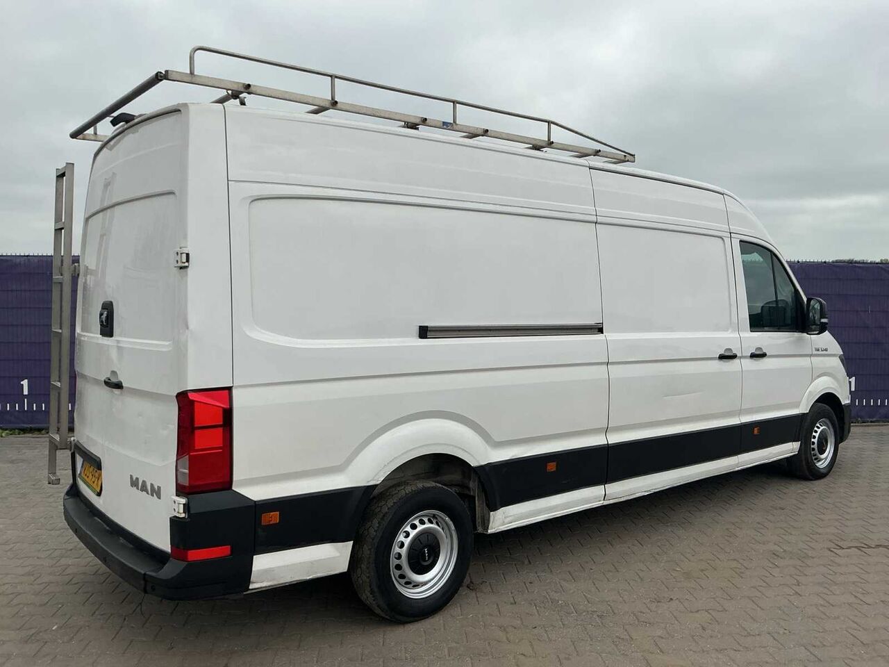 2018 - MAN - TGE 35 - 2.0 - XLANG SHOOG - COMMERCIAL VEHICLE - Vehículo comercial ligero: foto 4 2018 - MAN - TGE 35 - 2.0 - XLANG SHOOG - COMMERCIAL VEHICLE - Vehículo comercial ligero: foto 4