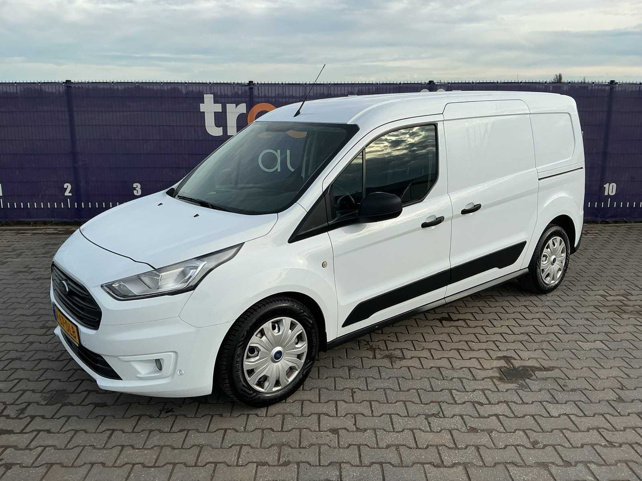 2019 - FORD - TRANSIT CONNECT - 1.5 ECOBLUE L2 TREND - COMMERCIAL VEHICLE - Vehículo comercial ligero: foto 1 2019 - FORD - TRANSIT CONNECT - 1.5 ECOBLUE L2 TREND - COMMERCIAL VEHICLE - Vehículo comercial ligero: foto 1