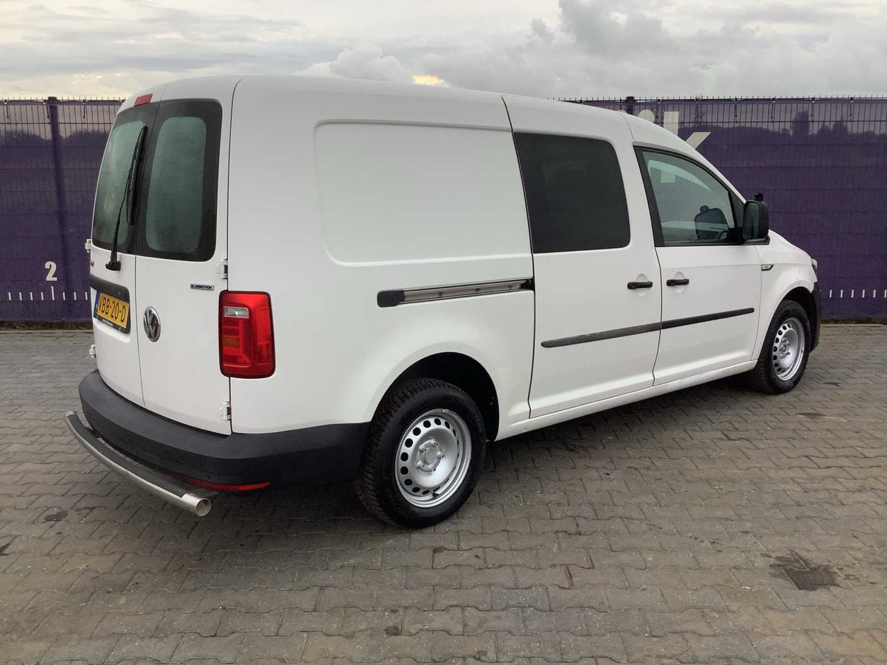 2019 - VOLKSWAGEN - CADDY - 1.4 TGI MAXI L2H1 ECOFUEL - CNG/NATURAL GAS - COMMERCIAL VEHICLE - Vehículo comercial ligero: foto 4 2019 - VOLKSWAGEN - CADDY - 1.4 TGI MAXI L2H1 ECOFUEL - CNG/NATURAL GAS - COMMERCIAL VEHICLE - Vehículo comercial ligero: foto 4