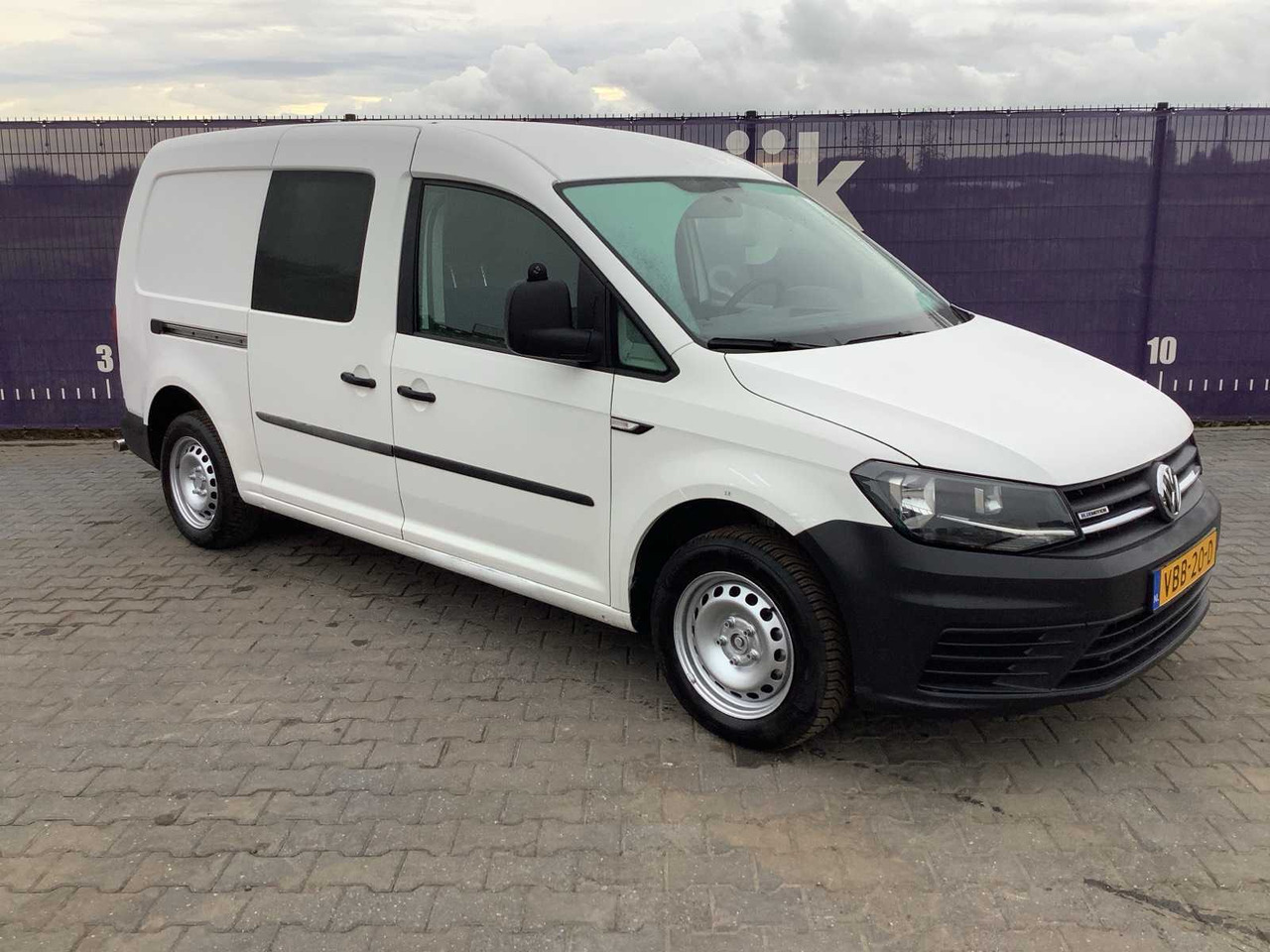 2019 - VOLKSWAGEN - CADDY - 1.4 TGI MAXI L2H1 ECOFUEL - CNG/NATURAL GAS - COMMERCIAL VEHICLE - Vehículo comercial ligero: foto 2 2019 - VOLKSWAGEN - CADDY - 1.4 TGI MAXI L2H1 ECOFUEL - CNG/NATURAL GAS - COMMERCIAL VEHICLE - Vehículo comercial ligero: foto 2