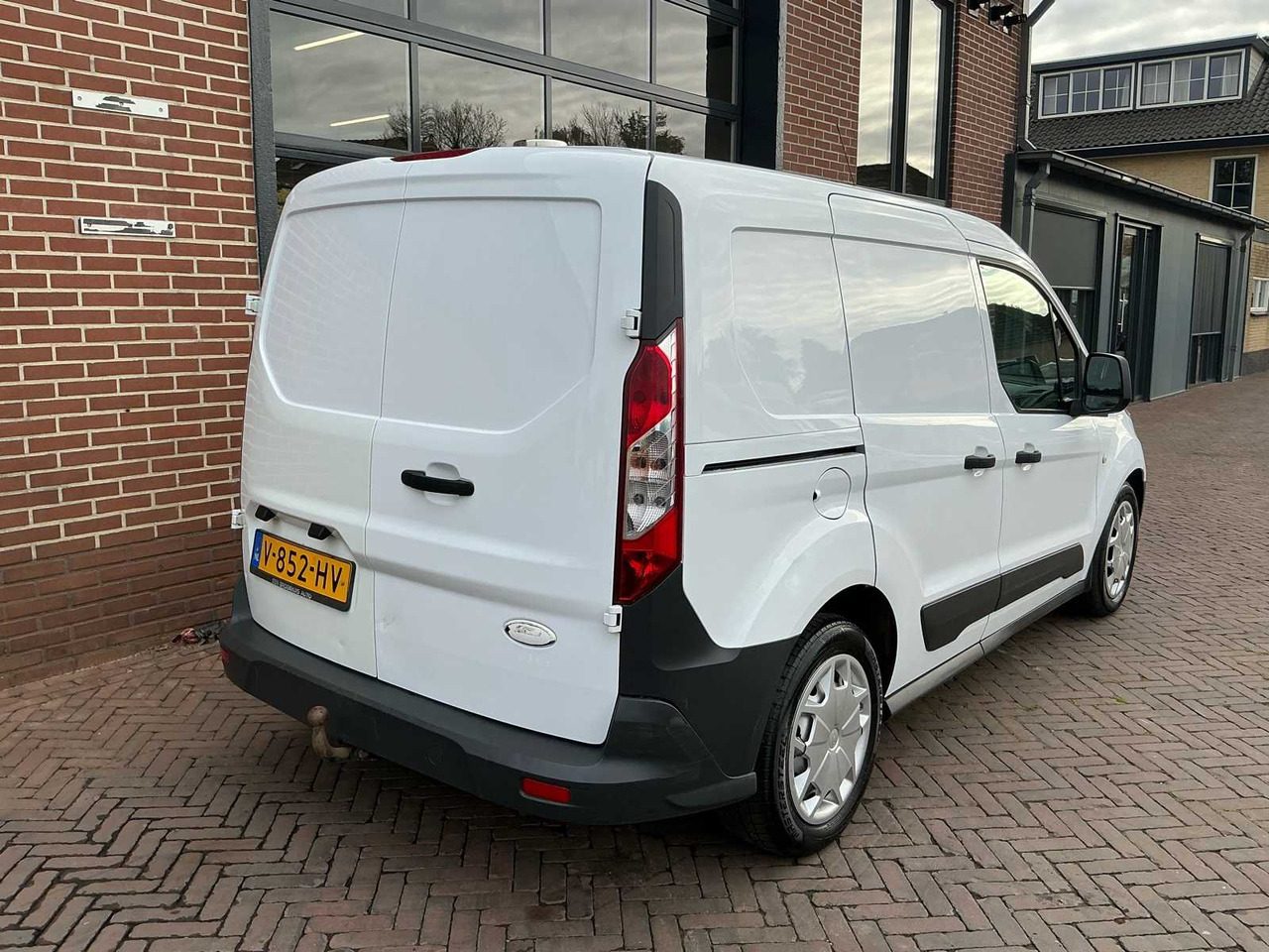 FORD TRANSIT CONNECT 1.5 TDCI L1 ECONOMY VAN - Vehículo comercial ligero: foto 5 FORD TRANSIT CONNECT 1.5 TDCI L1 ECONOMY VAN - Vehículo comercial ligero: foto 5
