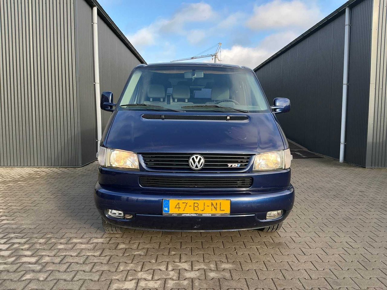 VOLKSWAGEN TRANSPORTER T4 2.5 TDI 'WISEACRE' DC COMMERCIAL VEHICLE - Vehículo comercial ligero: foto 5 VOLKSWAGEN TRANSPORTER T4 2.5 TDI 'WISEACRE' DC COMMERCIAL VEHICLE - Vehículo comercial ligero: foto 5