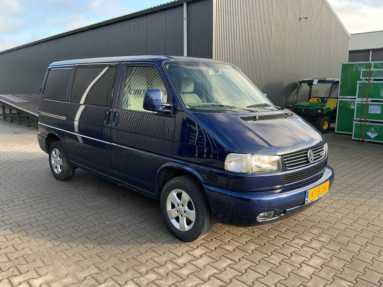 VOLKSWAGEN TRANSPORTER T4 2.5 TDI 'WISEACRE' DC COMMERCIAL VEHICLE - Vehículo comercial ligero: foto 2 VOLKSWAGEN TRANSPORTER T4 2.5 TDI 'WISEACRE' DC COMMERCIAL VEHICLE - Vehículo comercial ligero: foto 2