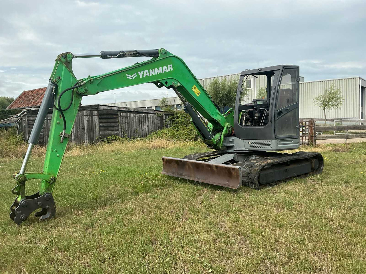 YANMAR VIO80U - Excavadora de cadenas: foto 1 YANMAR VIO80U - Excavadora de cadenas: foto 1