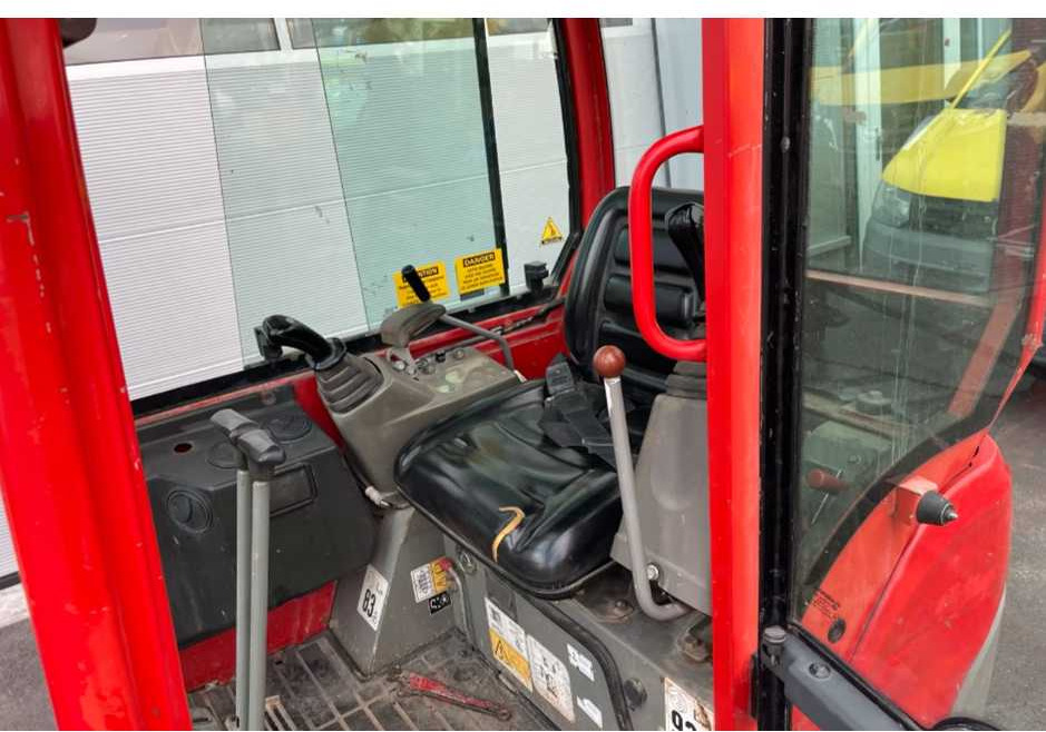 Yanmar SV15 - Miniexcavadora: foto 5 Yanmar SV15 - Miniexcavadora: foto 5