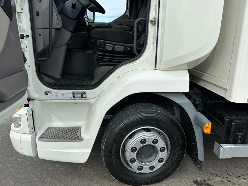 DAF LF 230.12 DAF LF 230.12 LF230.12 EURO6. 2019. 650x248x240 - Camión caja cerrada: foto 5 DAF LF 230.12 DAF LF 230.12 LF230.12 EURO6. 2019. 650x248x240 - Camión caja cerrada: foto 5
