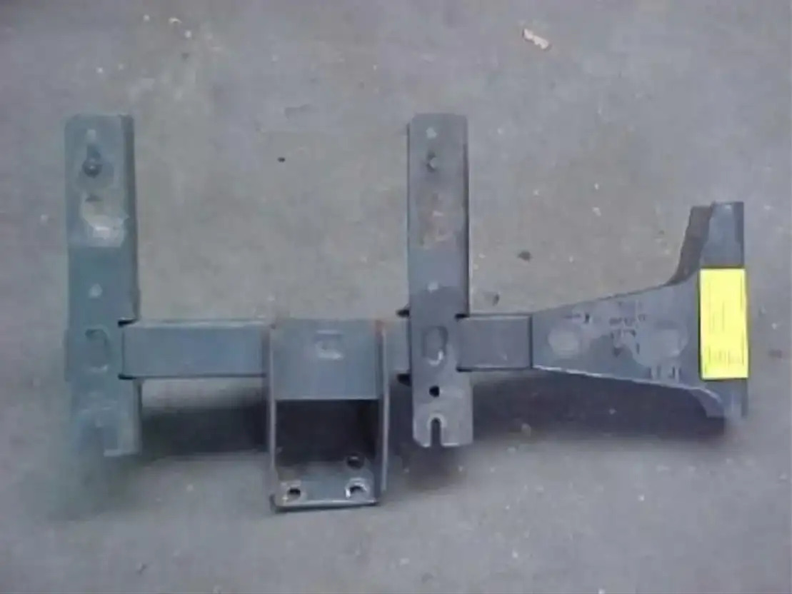 Bastidor/ Chasis para Camión DAF Steun spatscherm: foto 1