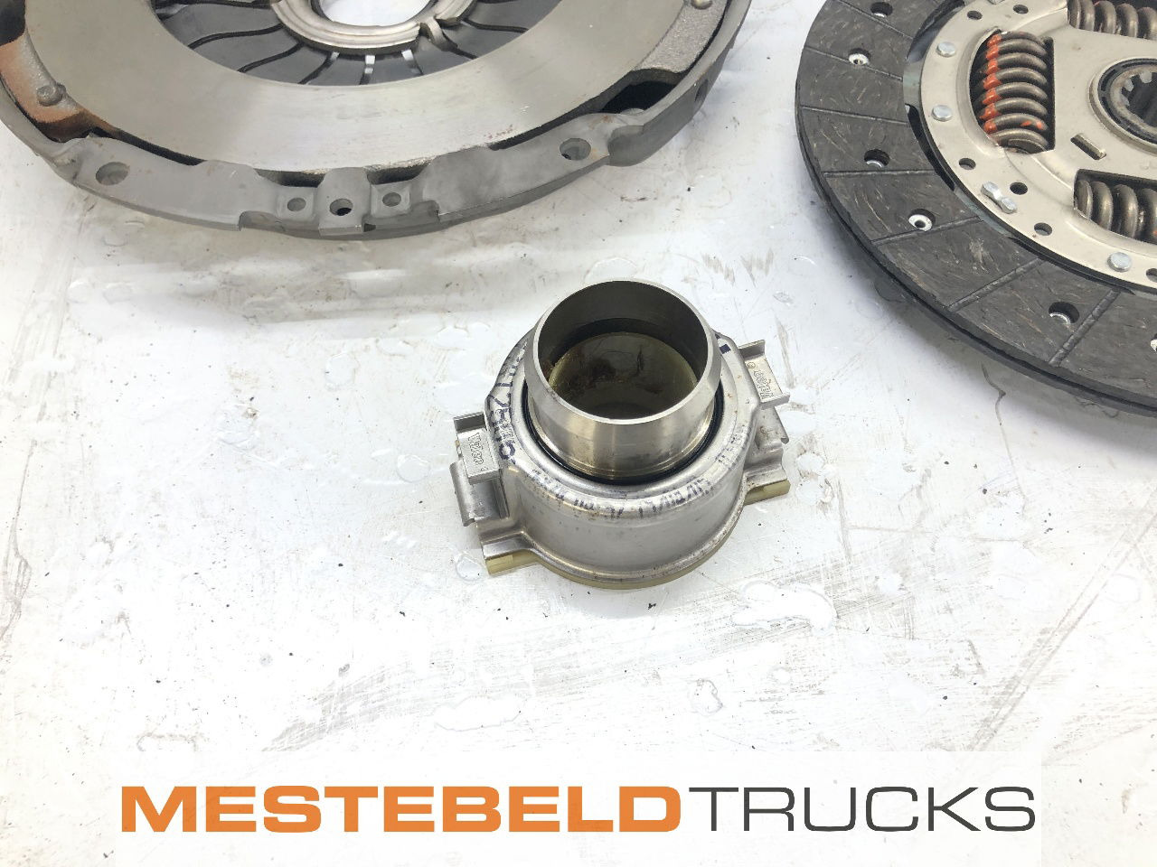 Iveco Koppelingsset - Embrague y piezas para Camión: foto 5 Iveco Koppelingsset - Embrague y piezas para Camión: foto 5