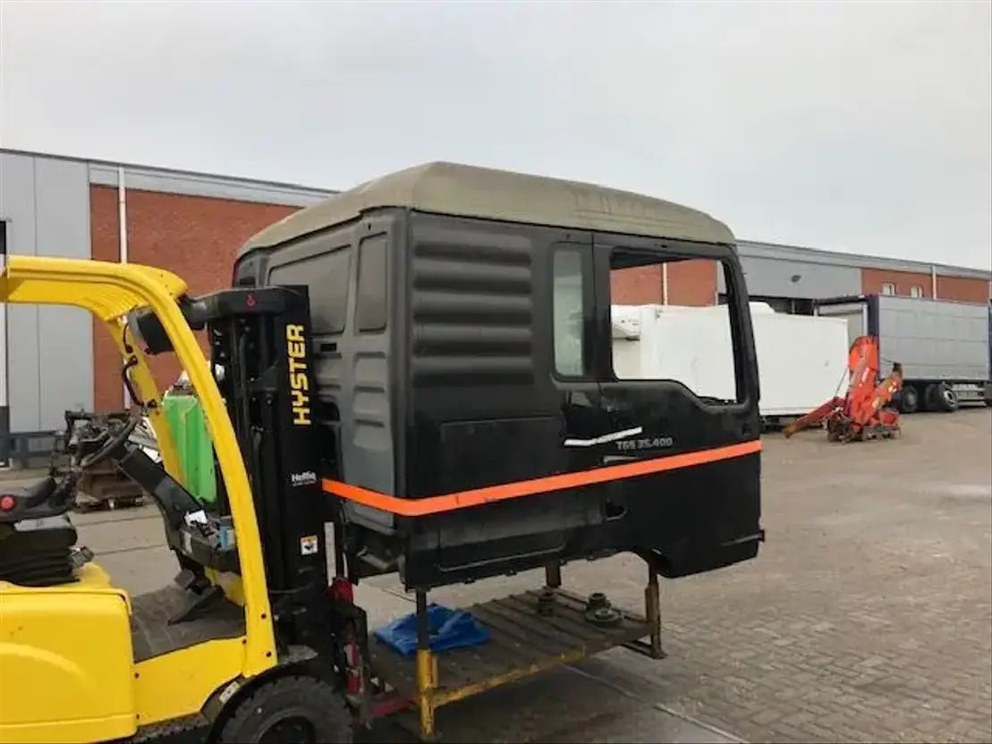 MAN Cabine MAN TGS - Cabina e interior para Camión: foto 3 MAN Cabine MAN TGS - Cabina e interior para Camión: foto 3