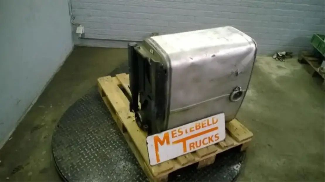 MAN KAT alysator - Silenciador/ Sistema de escape para Camión: foto 2 MAN KAT alysator - Silenciador/ Sistema de escape para Camión: foto 2