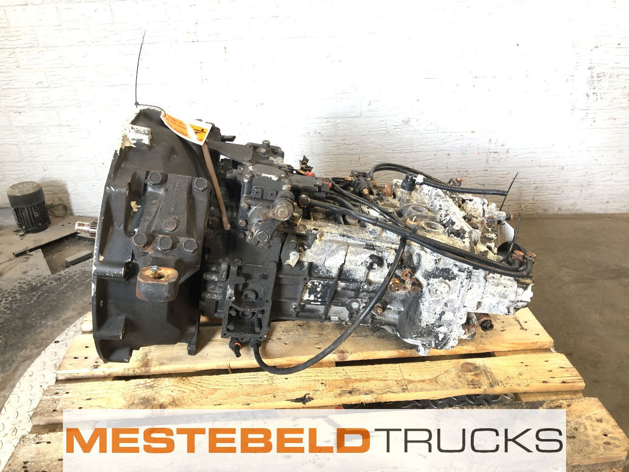 MAN Versnellingsbak 9S109 OD - Caja de cambios y piezas para Camión: foto 1 MAN Versnellingsbak 9S109 OD - Caja de cambios y piezas para Camión: foto 1