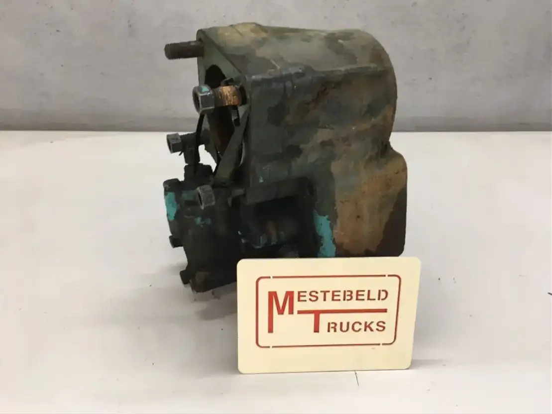 Mercedes-Benz PTO - Caja de cambios y piezas para Camión: foto 1 Mercedes-Benz PTO - Caja de cambios y piezas para Camión: foto 1