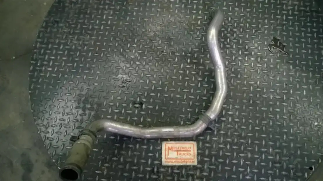 Mercedes-Benz Retarder retourleiding 1836 MP4 - Sistema de refrigeración para Camión: foto 1 Mercedes-Benz Retarder retourleiding 1836 MP4 - Sistema de refrigeración para Camión: foto 1