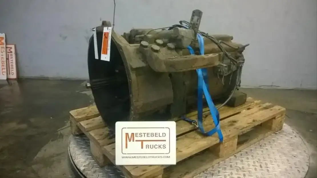 Mercedes-Benz Versnellingsbak GV 4/110-6/9.0 - Caja de cambios y piezas para Camión: foto 1 Mercedes-Benz Versnellingsbak GV 4/110-6/9.0 - Caja de cambios y piezas para Camión: foto 1