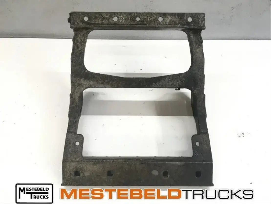 Renault Opstapsteun - Bastidor/ Chasis para Camión: foto 1 Renault Opstapsteun - Bastidor/ Chasis para Camión: foto 1