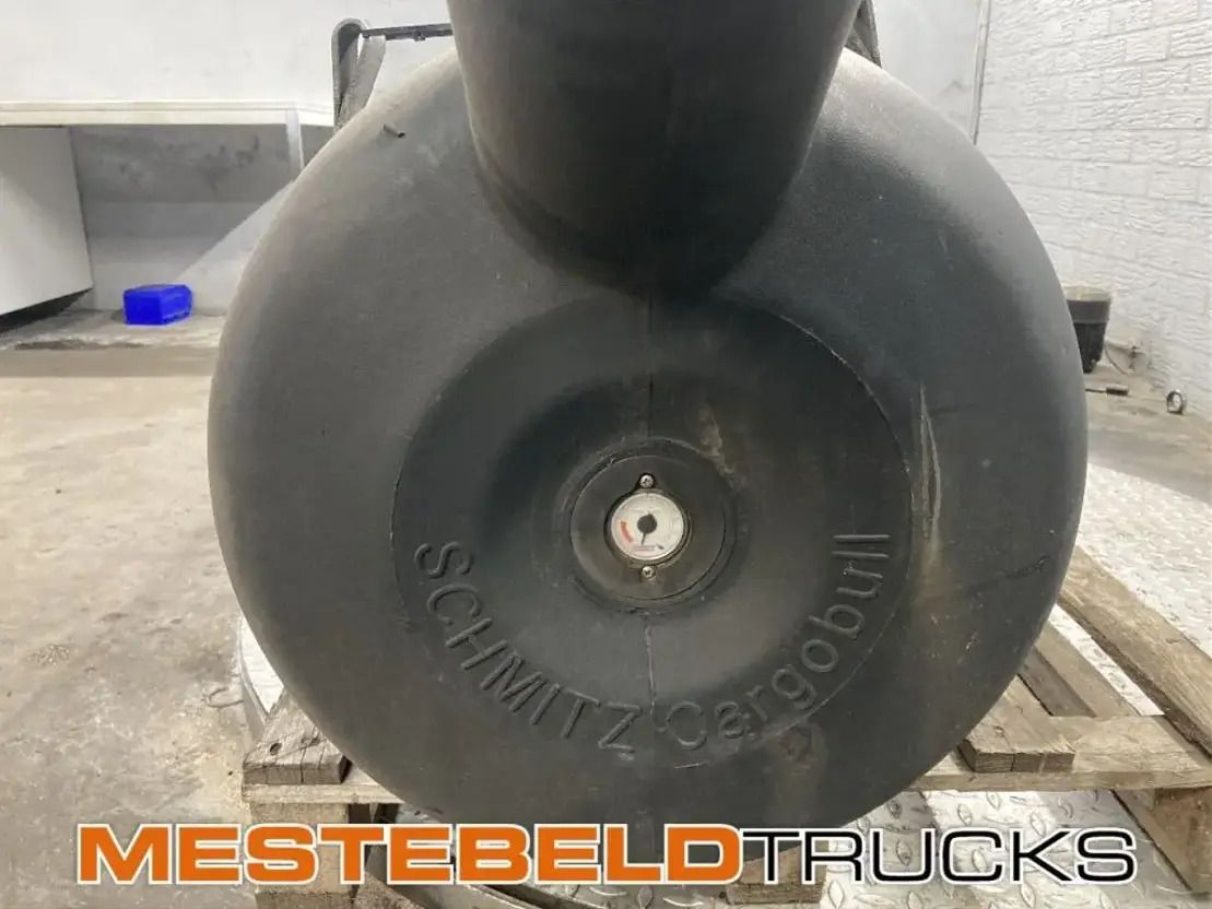 Schmitz Cargobull Brandstoftank - Procesamiento de combustible para Camión: foto 2 Schmitz Cargobull Brandstoftank - Procesamiento de combustible para Camión: foto 2