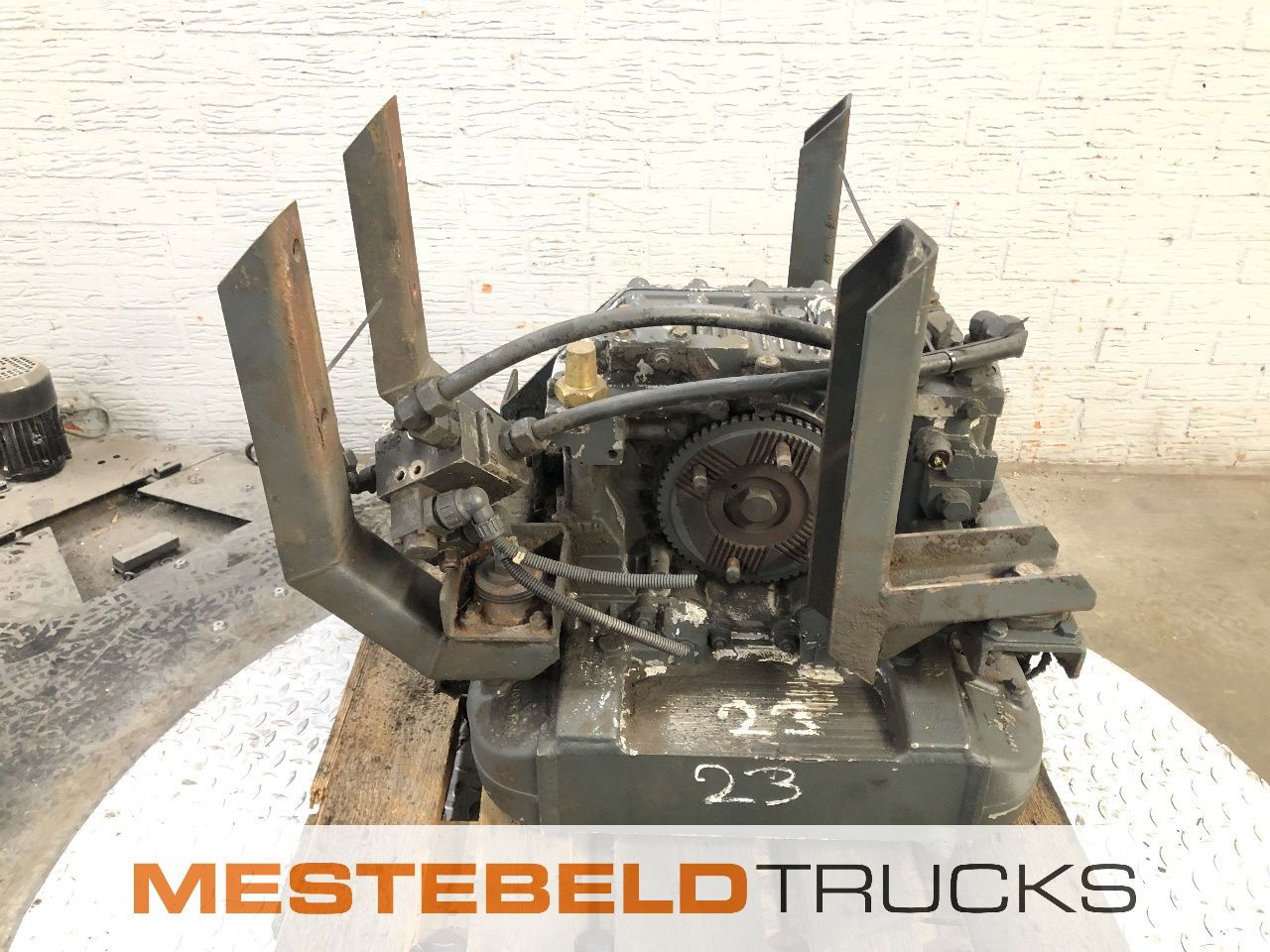 Voith Bergrem Voith - Caja de cambios y piezas para Camión: foto 1 Voith Bergrem Voith - Caja de cambios y piezas para Camión: foto 1