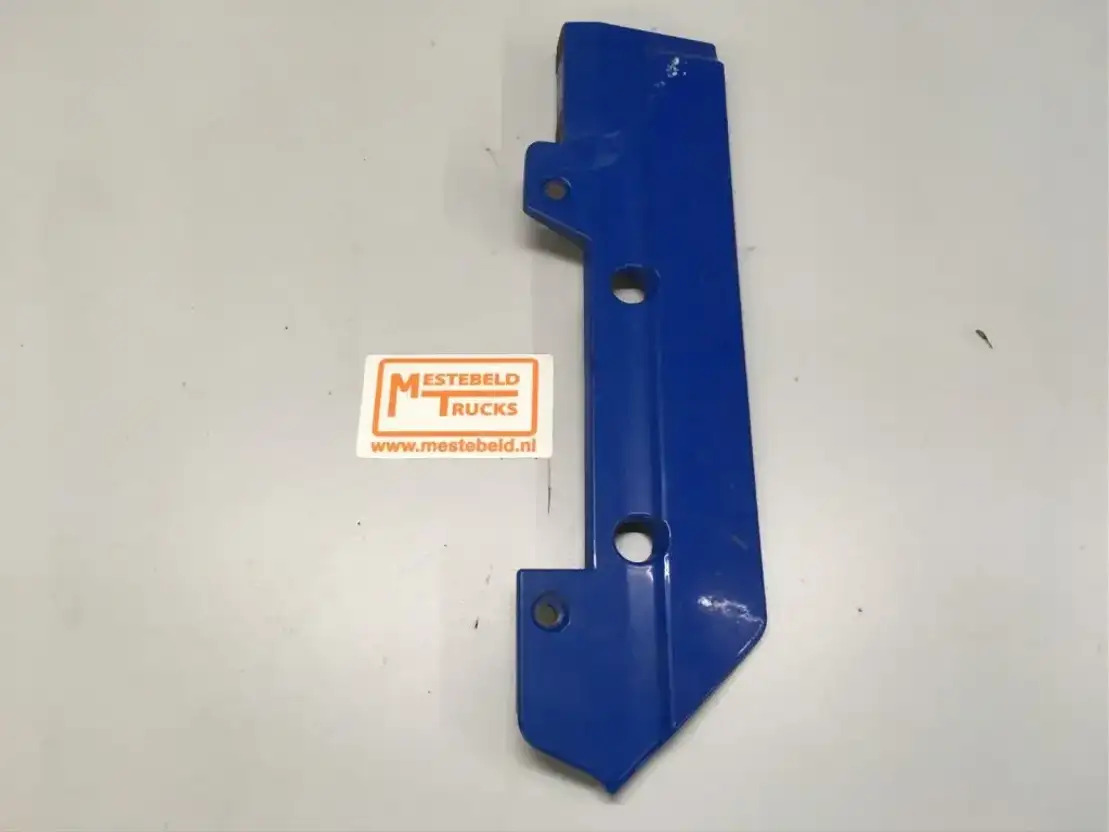 Volvo Afdekplaat koplamp  - Cabina e interior para Camión: foto 1 Volvo Afdekplaat koplamp  - Cabina e interior para Camión: foto 1