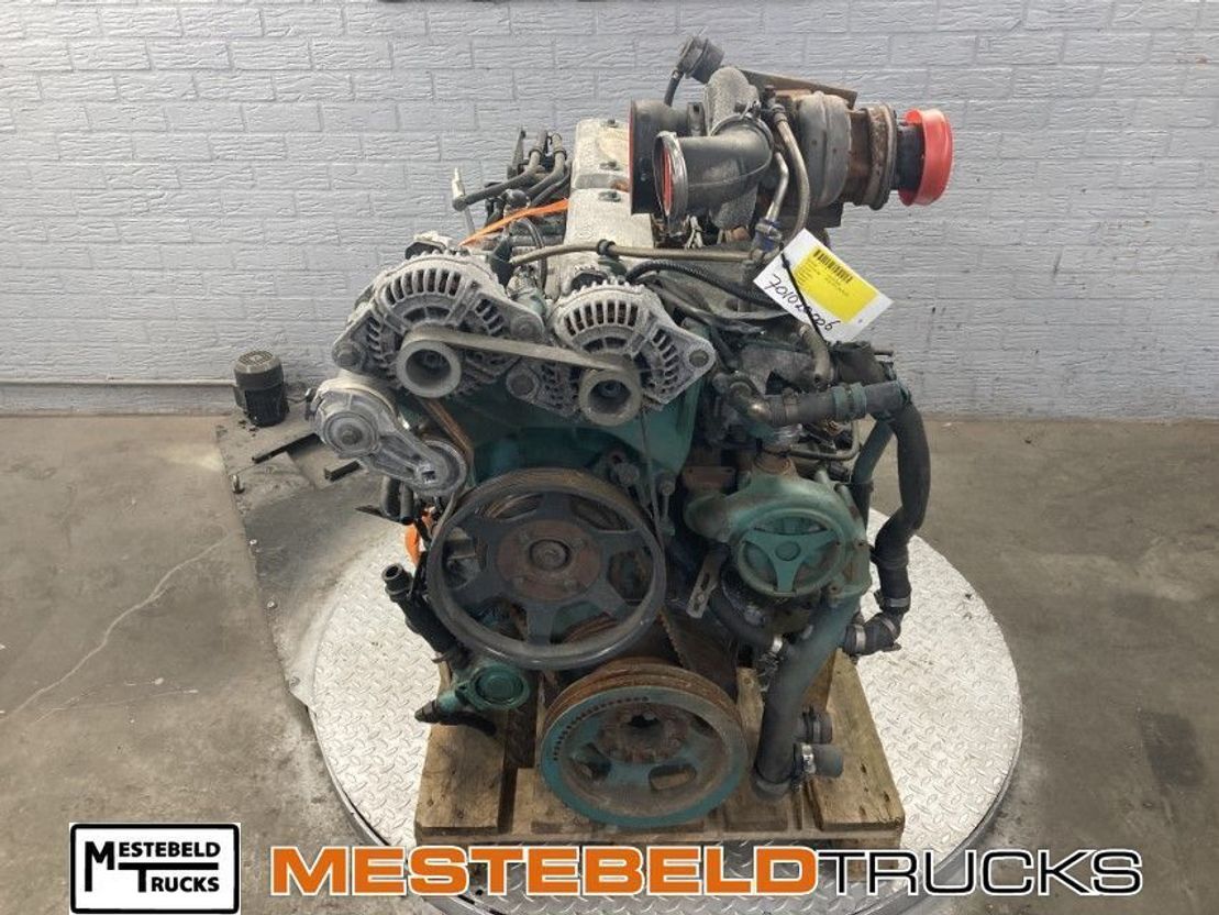 Volvo Motor D7C 250 EC99 - Motor para Camión: foto 2 Volvo Motor D7C 250 EC99 - Motor para Camión: foto 2