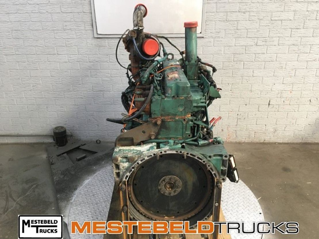 Volvo Motor D7C 275 EC 99 - Motor para Camión: foto 3 Volvo Motor D7C 275 EC 99 - Motor para Camión: foto 3