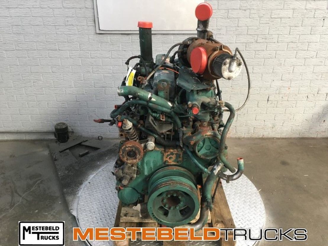 Volvo Motor D7C 275 EC 99 - Motor para Camión: foto 1 Volvo Motor D7C 275 EC 99 - Motor para Camión: foto 1