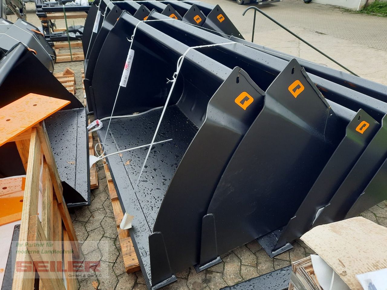 Alö GM 215 Euro - Cazo cargador: foto 1 Alö GM 215 Euro - Cazo cargador: foto 1