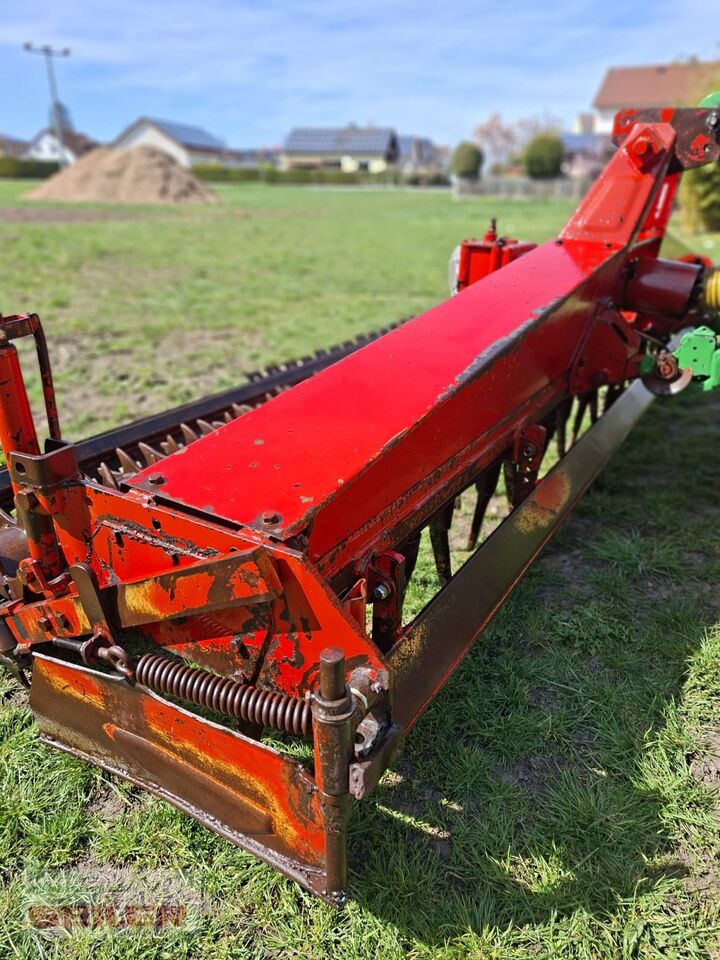 Krone KES 4 - Grada rotativa: foto 5 Krone KES 4 - Grada rotativa: foto 5