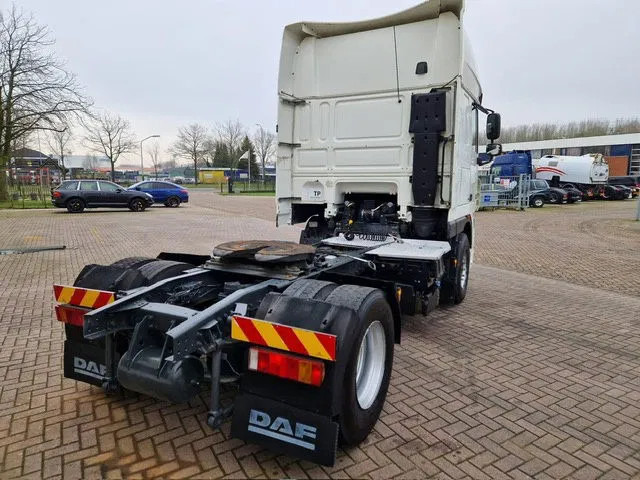 DAF XF 105.510 Euro 5 Retarder Automatic - Cabeza tractora: foto 3 DAF XF 105.510 Euro 5 Retarder Automatic - Cabeza tractora: foto 3