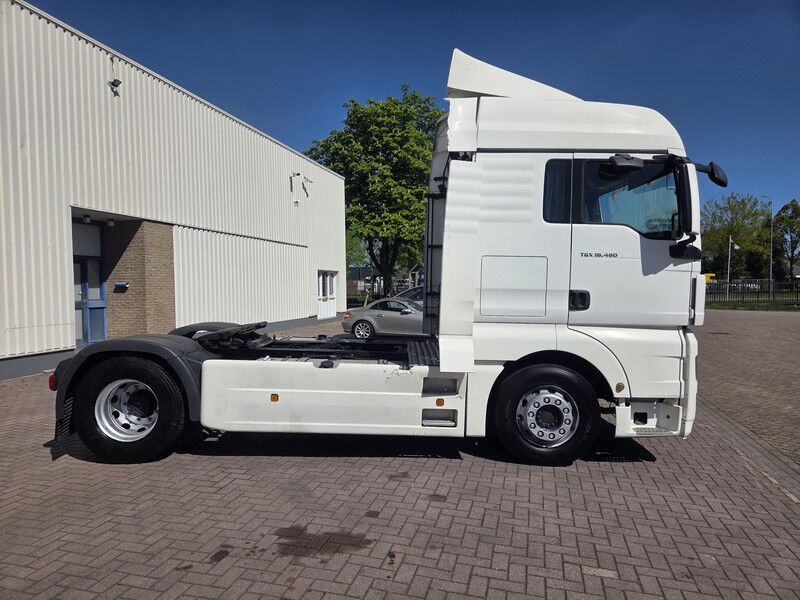 MAN TGX 18.480 Euro 5 Retarder 2 Tanks MOT - Cabeza tractora: foto 2 MAN TGX 18.480 Euro 5 Retarder 2 Tanks MOT - Cabeza tractora: foto 2